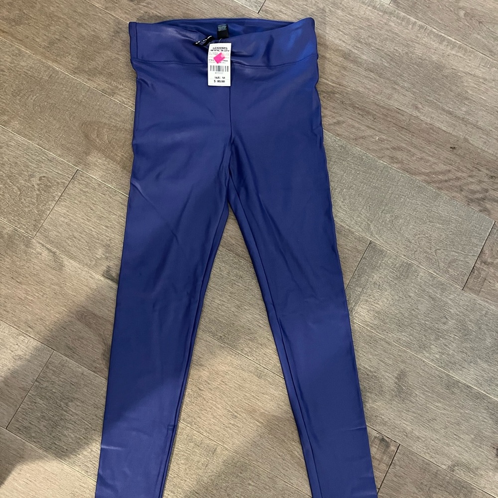NEVER WORN Koral lustrous leggings still new with tag